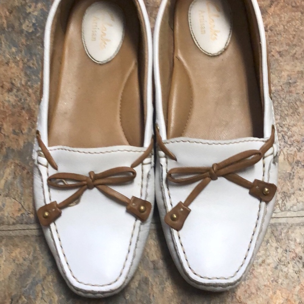 Clarks boat shoes size 6